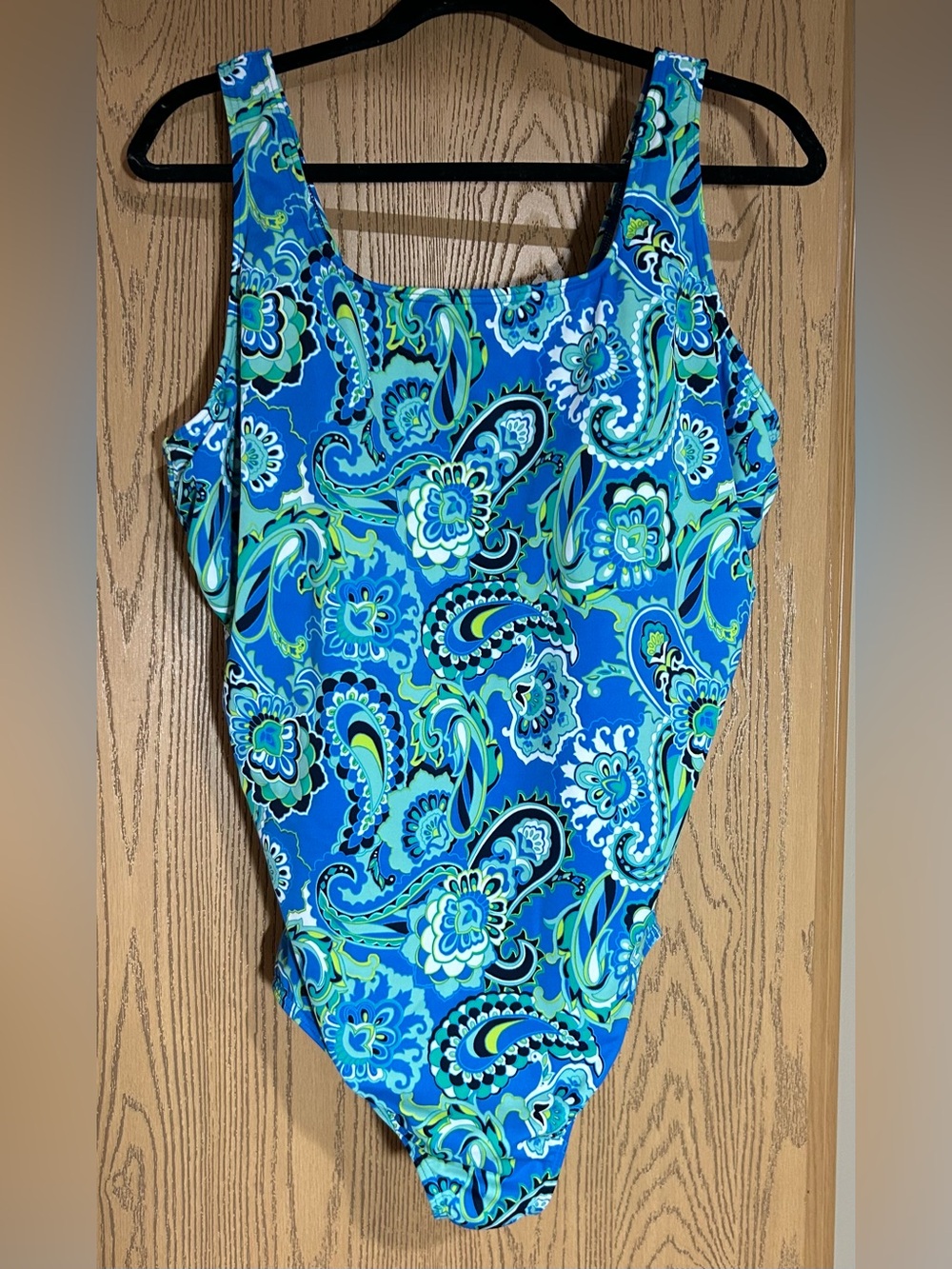 *NWOT* LANDS' END SWIM SUIT SIZE 22W/L FULL COVERAGE PAISLEY PRINT w/Shelf Bra